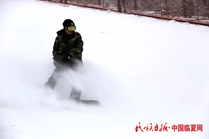 滑雪.jpg