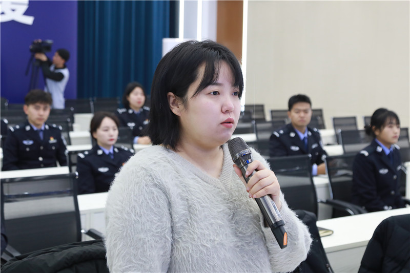 临夏州融媒体中心记者提问.jpg